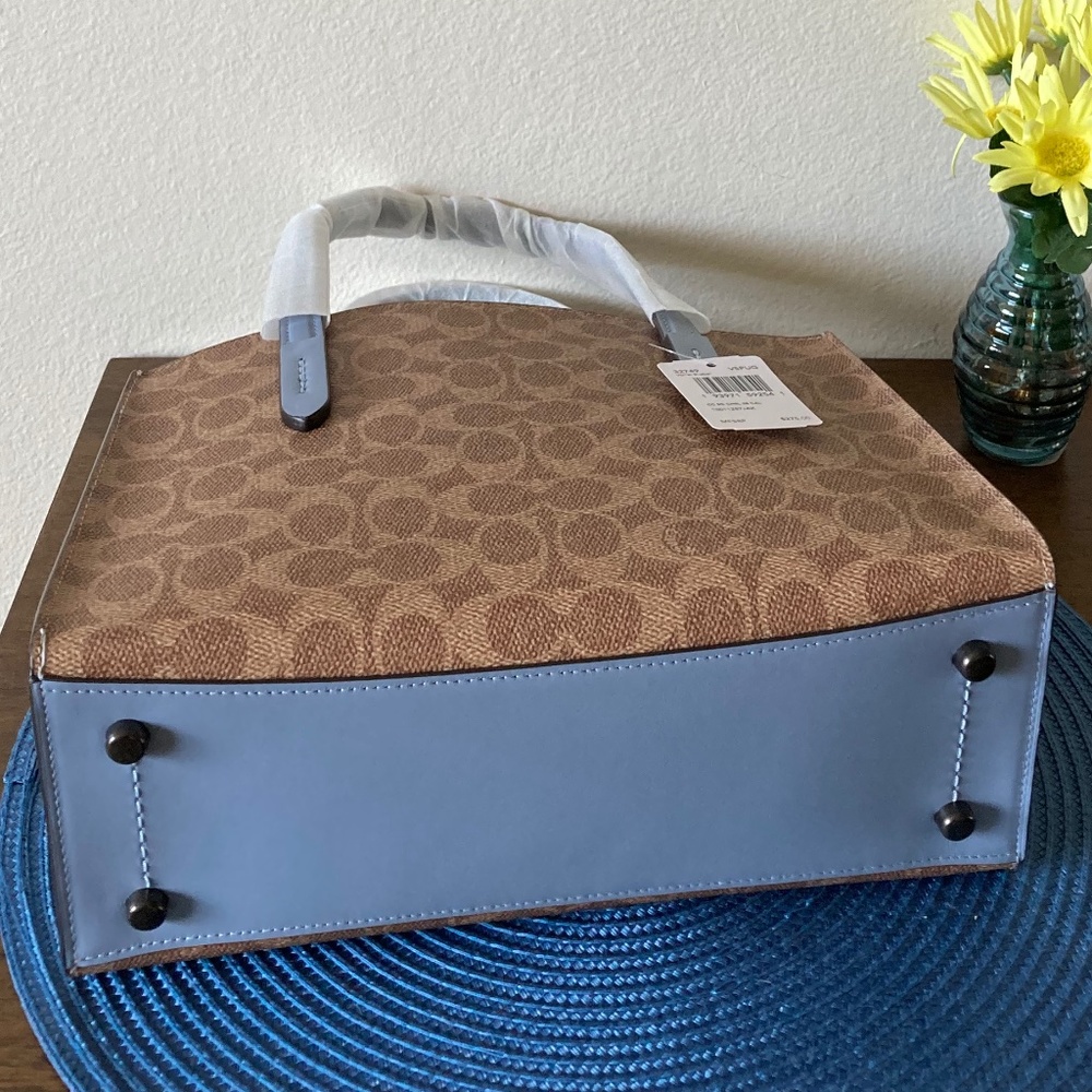 SOLD -COACH CHARLIE 28 CARRYALL IN GORGEOUS BLUEBELL TRIM COLOR -NWT! - Picture 3 of 6